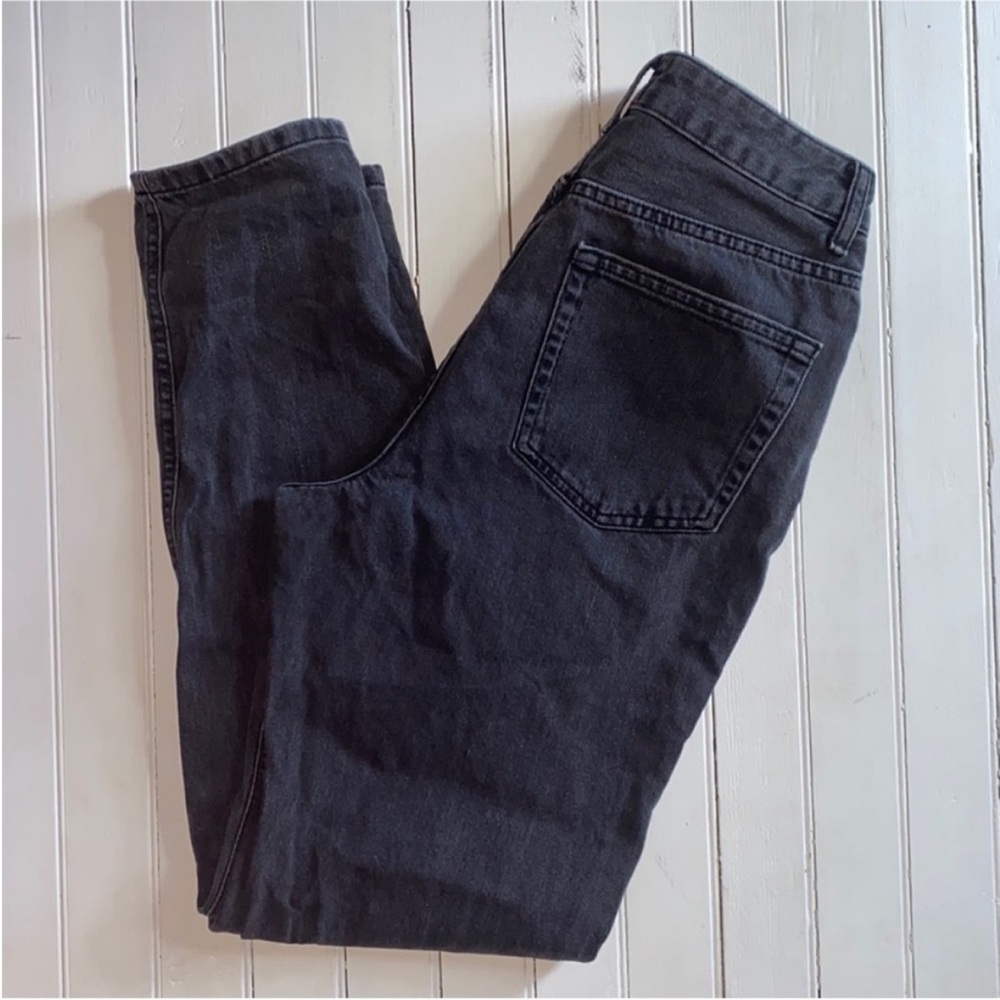 BDG Urban Outfitters High Rise Mom Jeans Faded Black Size 28